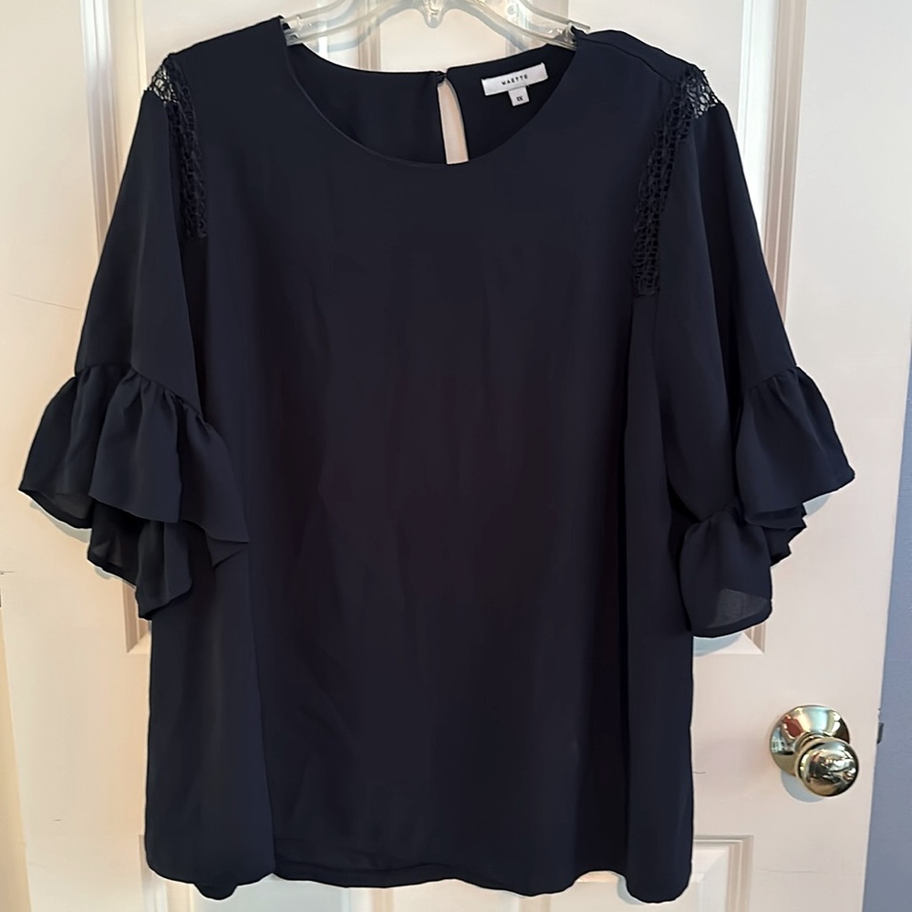 Flutter sleeve blouse